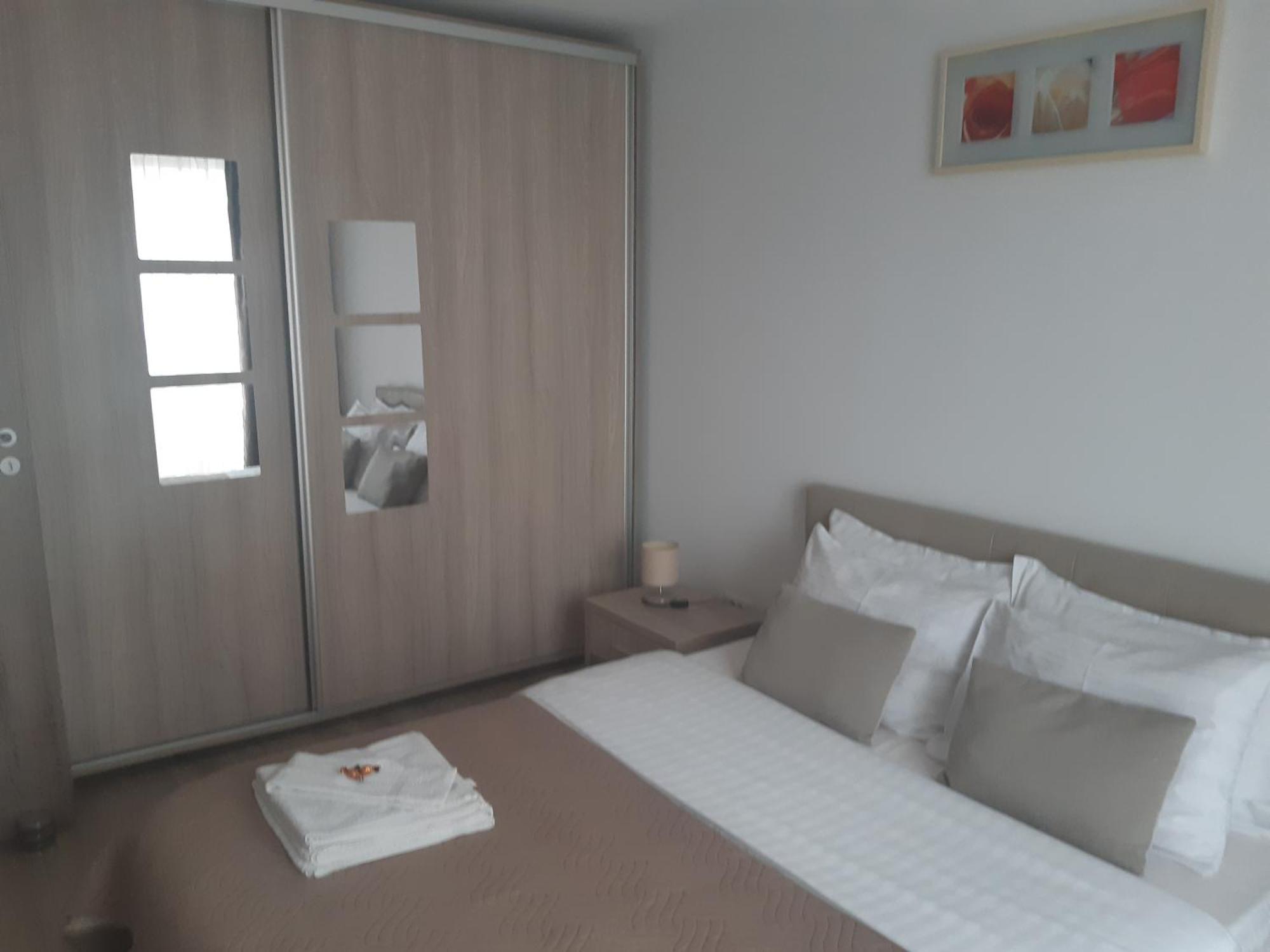 Apartament Marcel - Coresi Mall Brasov Exterior photo