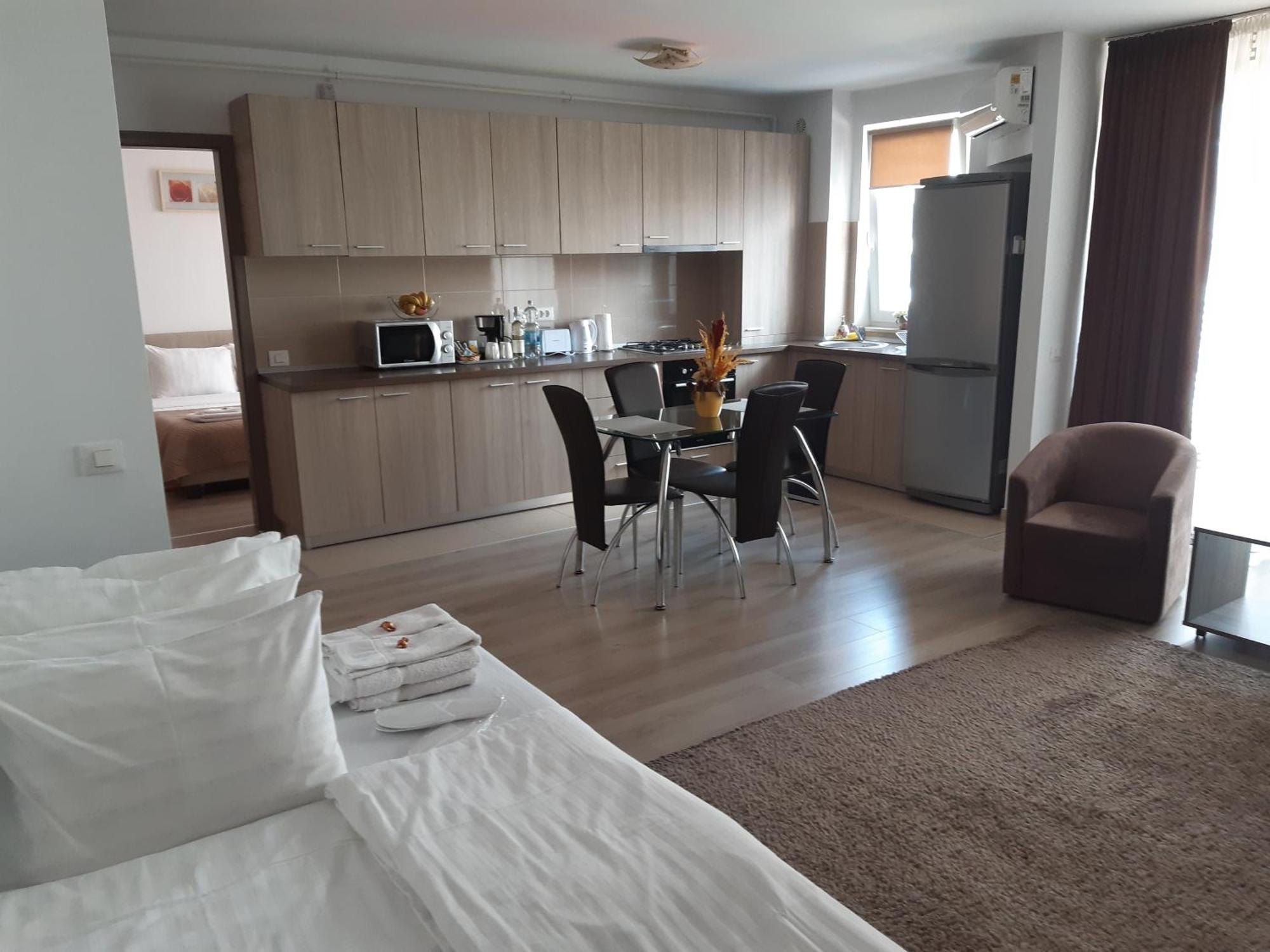 Apartament Marcel - Coresi Mall Brasov Exterior photo